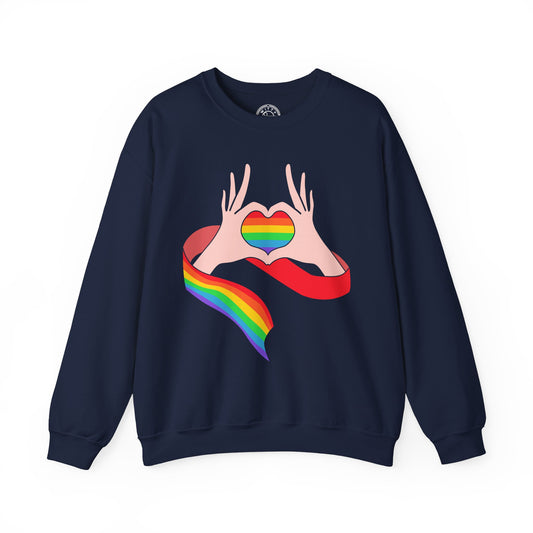 Love is Love - Sweatshirt