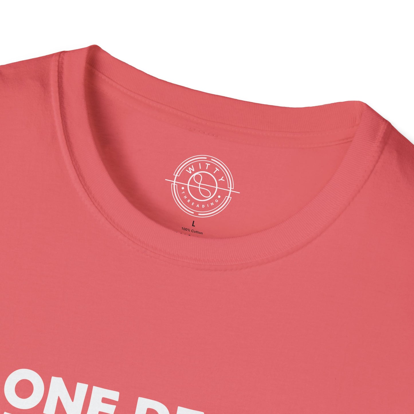 No one deserves to live in closet - T-Shirt