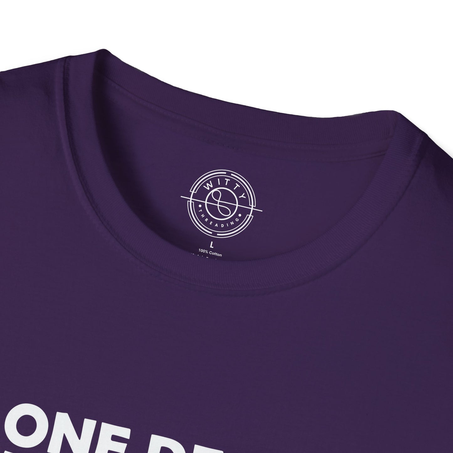 No one deserves to live in closet - T-Shirt