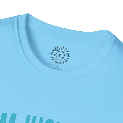 I'm Just an Introvert Enjoying my Lonliness - T-Shirt