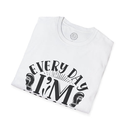 Everyday I'm Musclin - T-Shirt