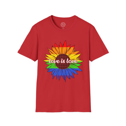 Love is Love - T-Shirt