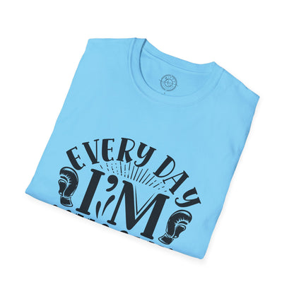 Everyday I'm Musclin - T-Shirt