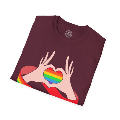 Love is Love - T-Shirt