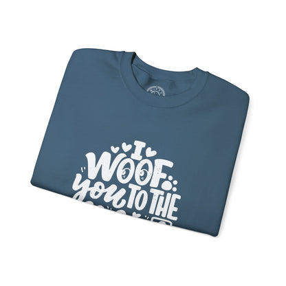I Woof you to the moon and back - Sweatshirt