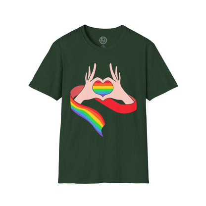 Love is Love - T-Shirt