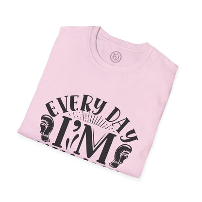 Everyday I'm Musclin - T-Shirt