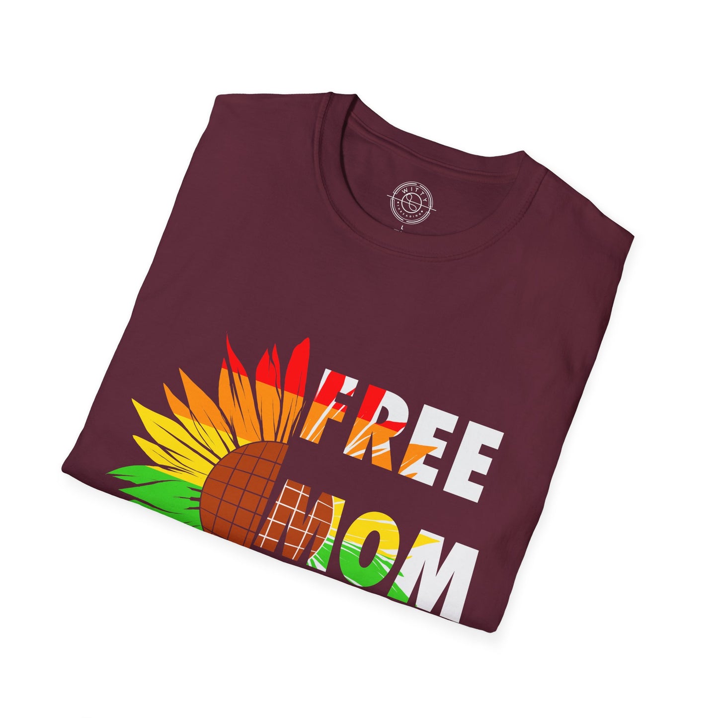 Free Mom Hugs - T-Shirt