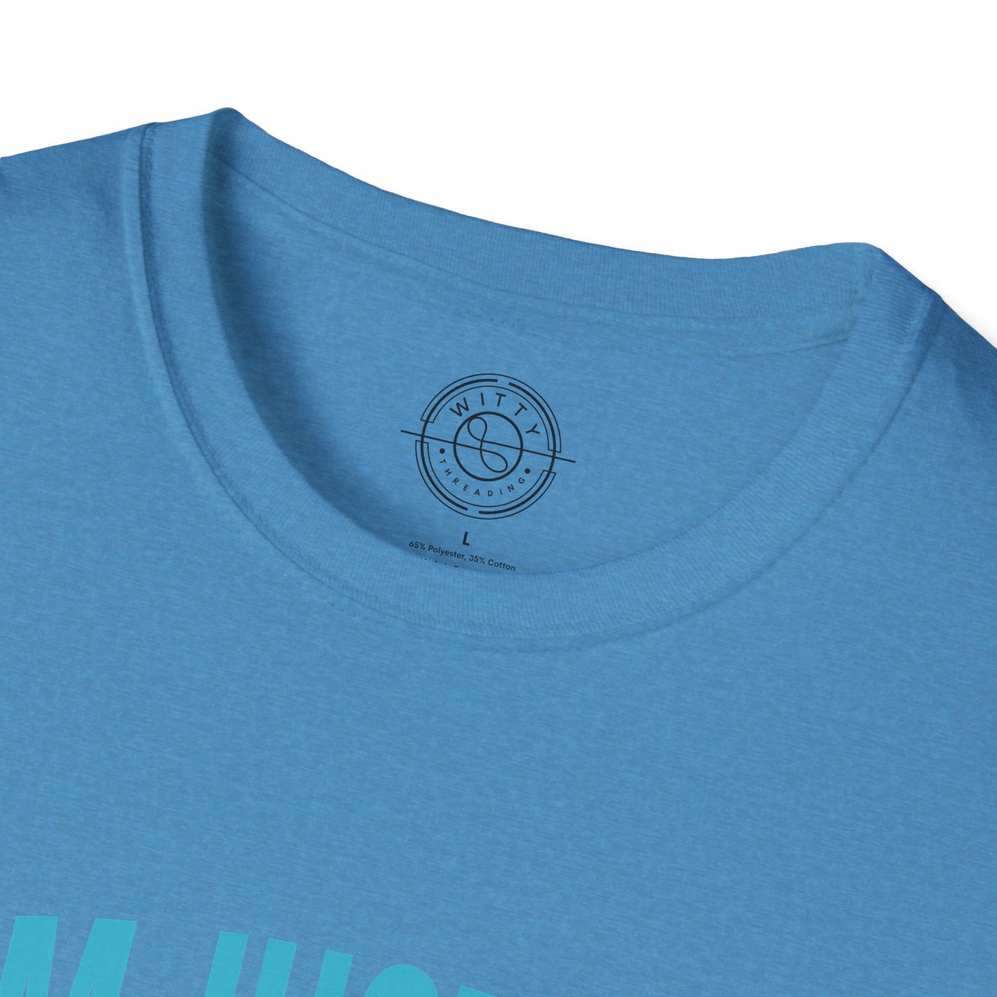 I'm Just an Introvert Enjoying my Lonliness - T-Shirt