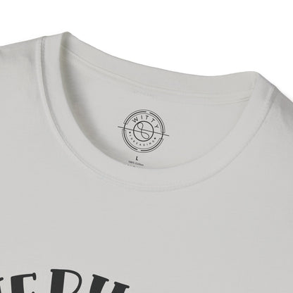 Everyday I'm Musclin - T-Shirt
