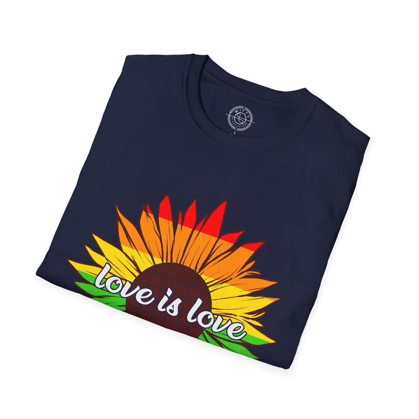 Love is Love - T-Shirt