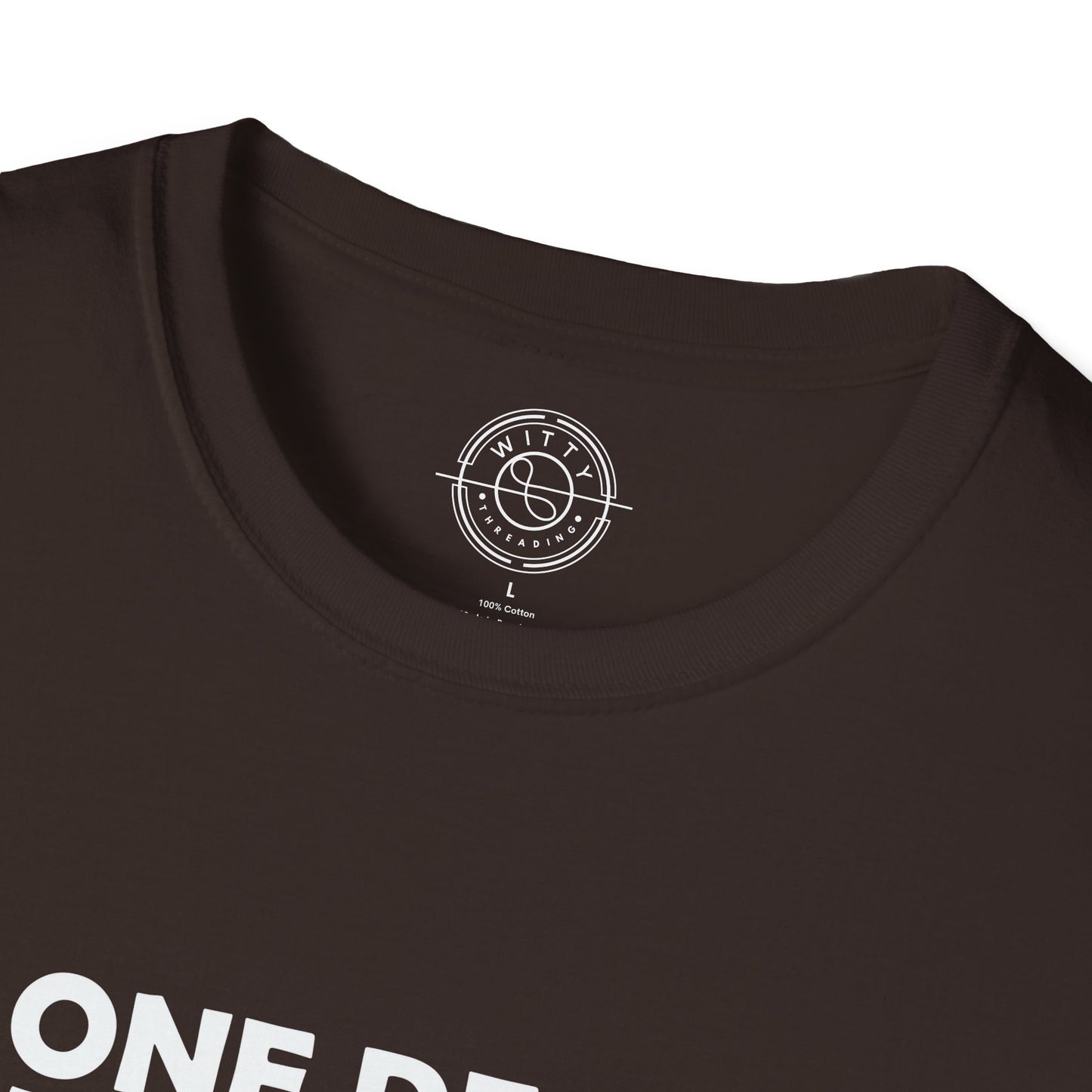 No one deserves to live in closet - T-Shirt